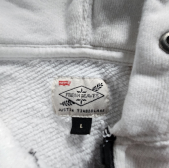 Levi's hoodie, (L) - Picture 2 of 4